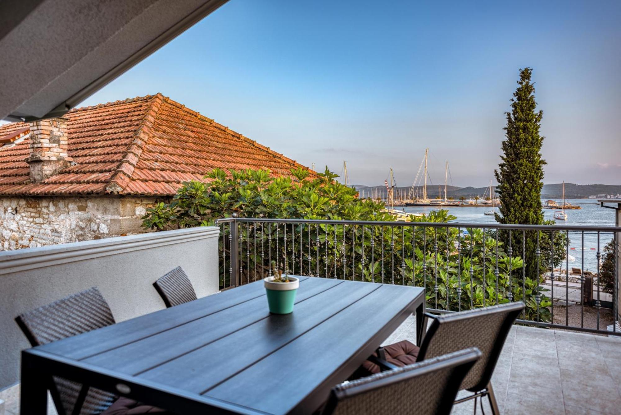 Miro Guesthouse Tivat Zewnętrze zdjęcie