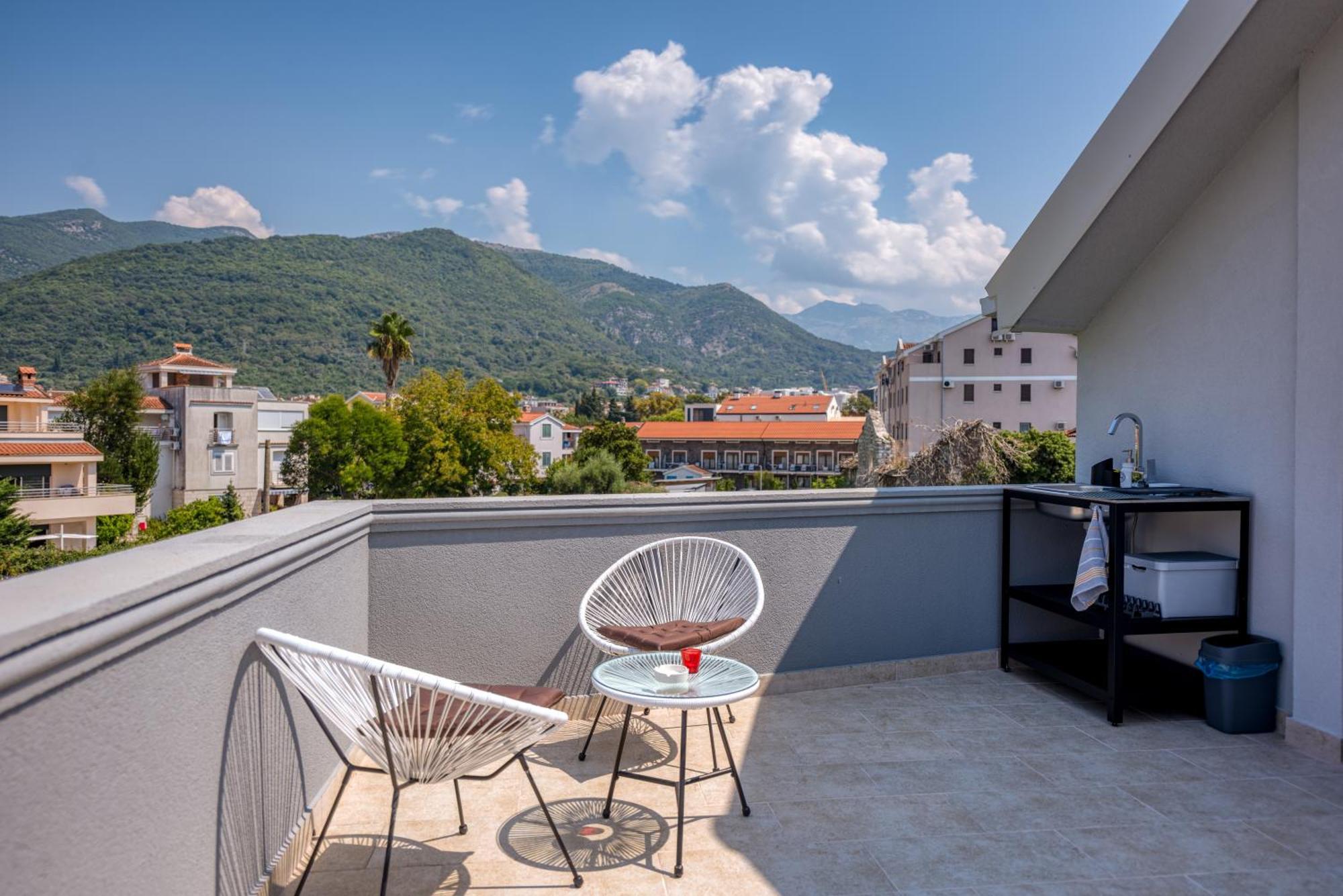 Miro Guesthouse Tivat Zewnętrze zdjęcie