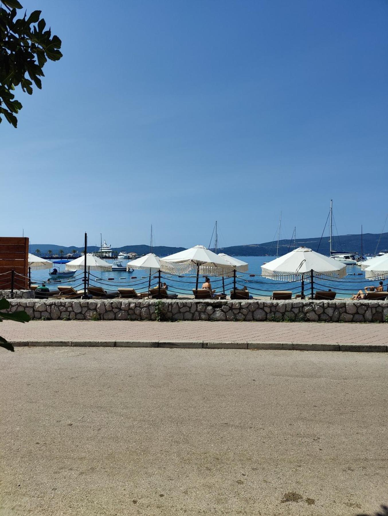 Miro Guesthouse Tivat Zewnętrze zdjęcie