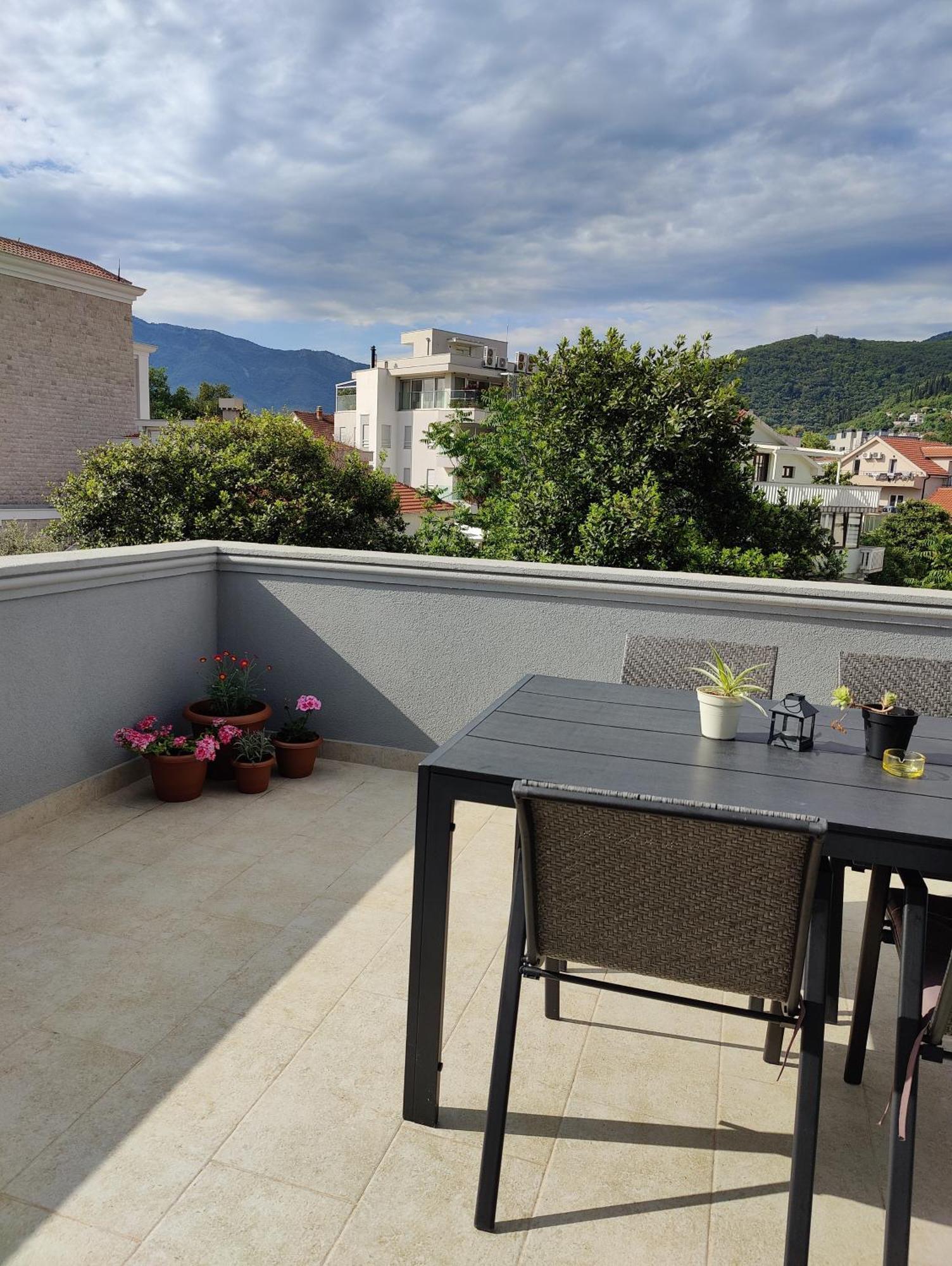 Miro Guesthouse Tivat Zewnętrze zdjęcie